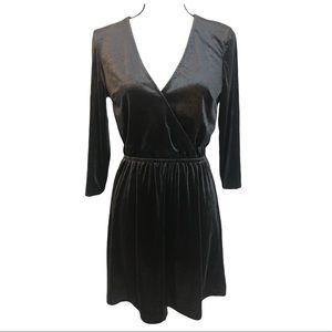 Black velvet dress Sz 6